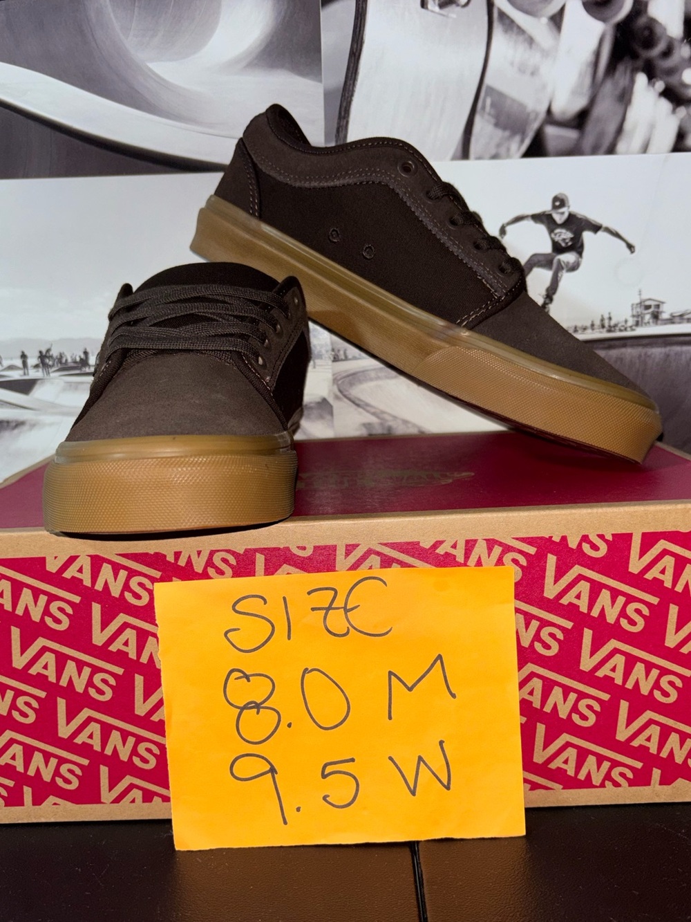 Vans Chukka Low sz 8.0 Men’s 9.5 Woman